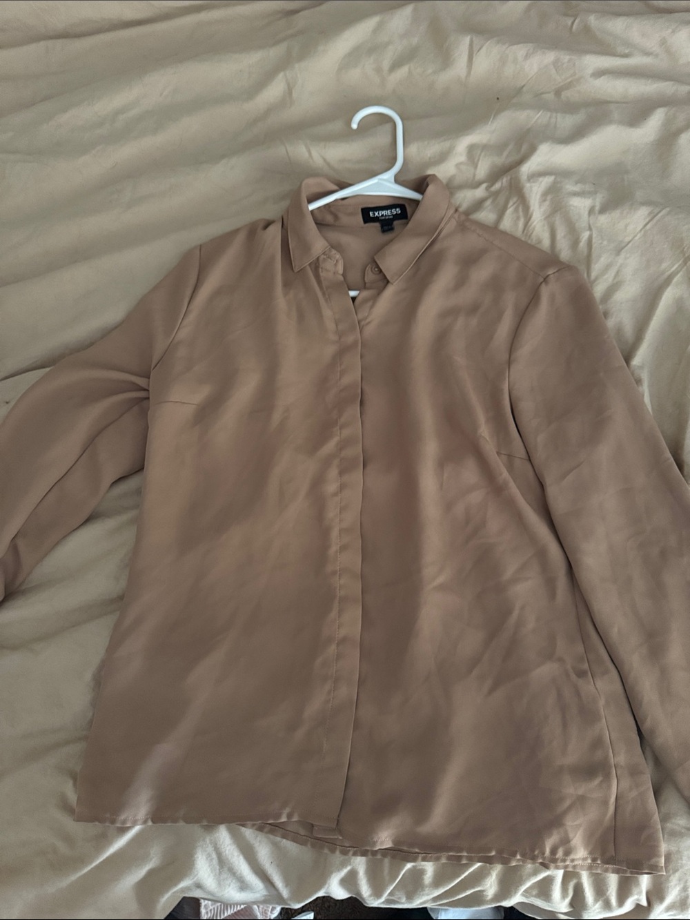 Express Women's Long-Sleeve Button-Front Shirt - Beige
